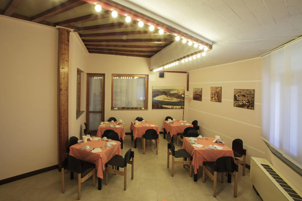 Hotel I Diamanti Garlasco Dış mekan fotoğraf